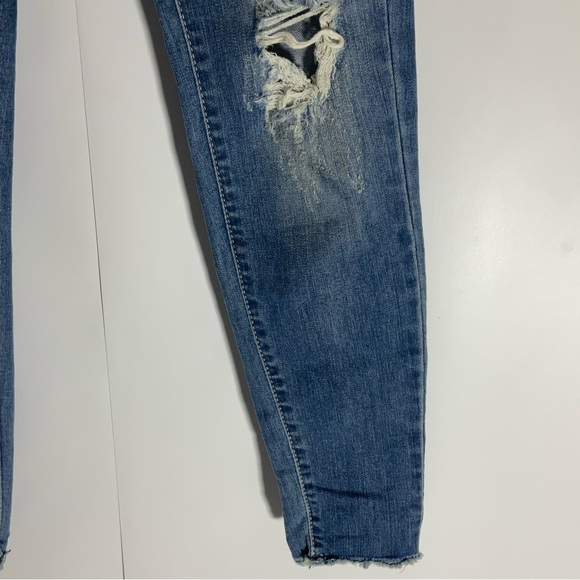 KanCan Estilo Stone Wash Distressed Straight Leg Jeans Five Pocket Zip Front 25 - Picture 11 of 16